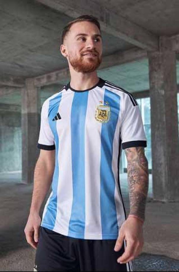 Alexis Mac Allister: Centrocampista que sería una de las grandes novedades en el 11 titular de Argentina para el amistoso ante Honduras. El futbolista forma parte del Brighton de la Premier League de Inglaterra.