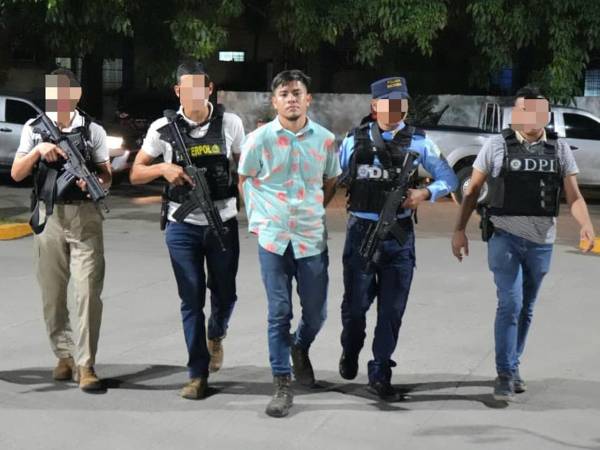 Walter Alvarenga enfrenta el cargo de femicidio agravado en perjuicio de Katherine Reyes.