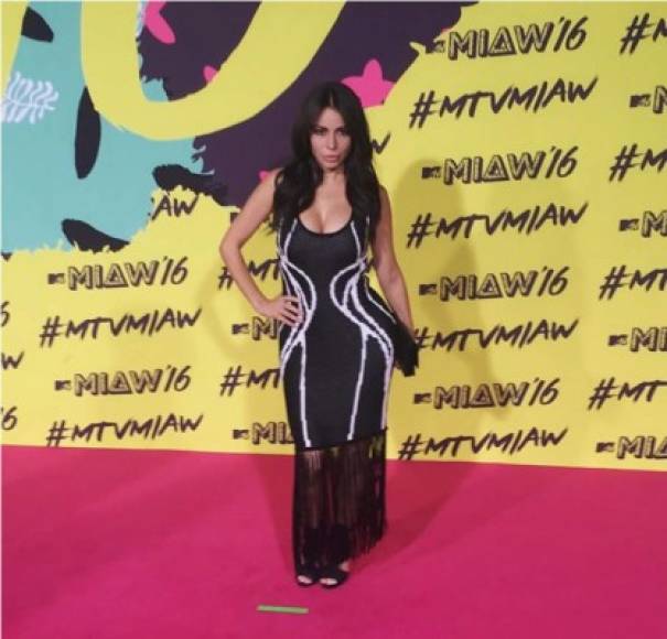 Una de sus más recientes fotos. Jimena asistió a la alfombra de los MTV Millenial Awards el pasado domingo e impactó con su figura.