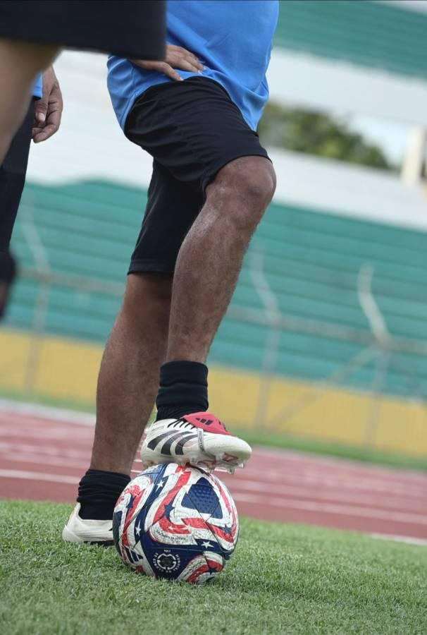 Shin Fujiyama saca preparación militar y el Primi Maradiaga su carácter mundialista