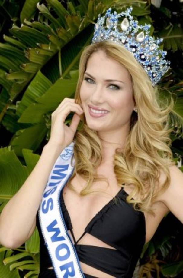 Hasta ahí Mireia Lalaguna, porque ahora, esta catalana de 22 años ha roto todas las estadísticas nacionales al convertirse en la primera española de la Historia en ser coronada como la mujer más guapa del mundo.