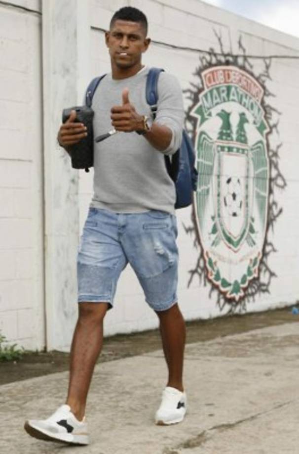 Carlo Costly: El experimentado delantero hondureño es aficionado al FC Barcelona.