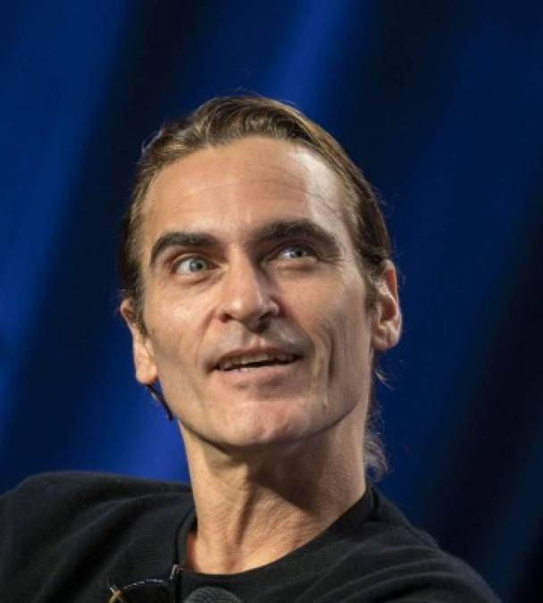 El actor se sometió un régimen alimenticio en el que perdió más de 52 libras para darle vida al personaje en sus inicios. <br/><br/>Joaquin Phoenix confiesa que hace años que estaba buscando un proyecto de estas características, de bajo presupuesto y sobre un villano de cómics, pero pensó que sería imposible encarnar al Joker.<br/>