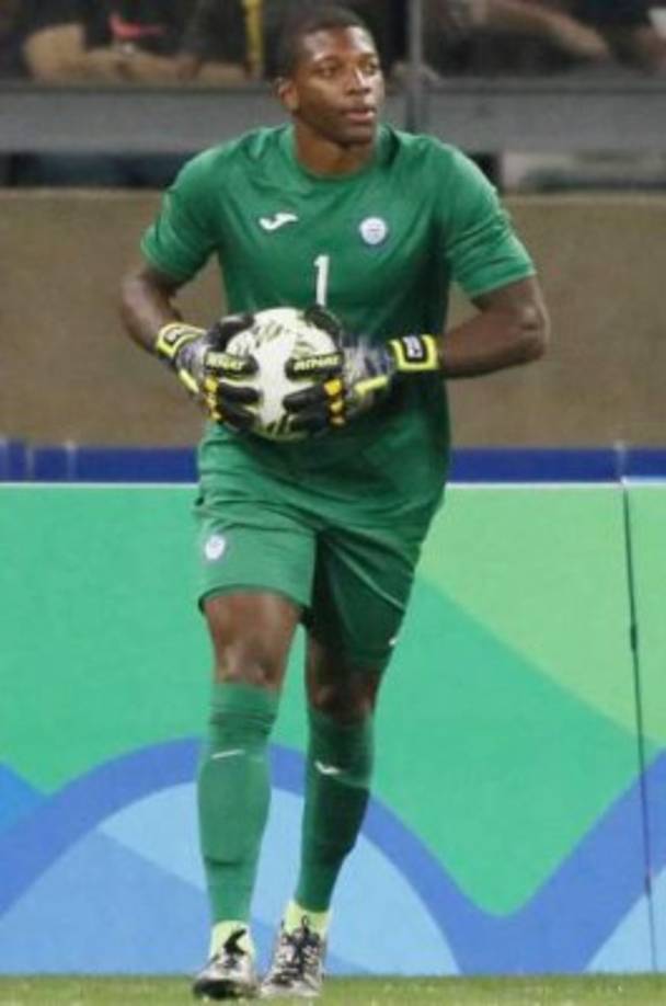 Luis López: Luego de que el Real España informó que cuatro clubes europeos quieren al portero, en las últimas horas se ha filtrado que el Tenerife de la segunda de España quiere al cancerbero catracho. Este equipo ya fichó a Bryan Acosta y fue casa de Anthony Lozano, que pasó al Barcelona B.