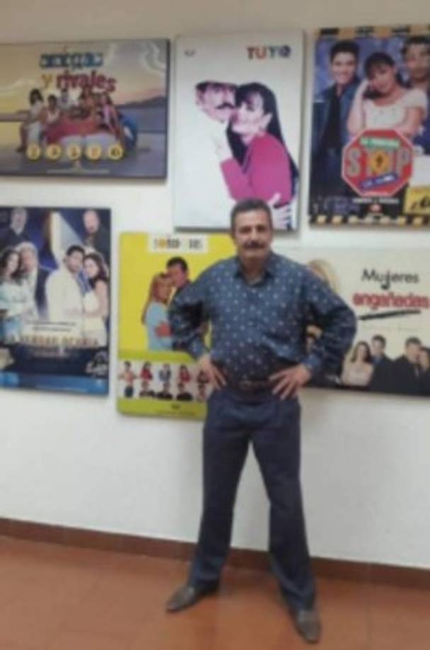 El reconocido villano también participó en otros famosos melodramas como 'Volver a empezar' y 'Tú y yo', las cuales lo pusieron en la mira de los productores.