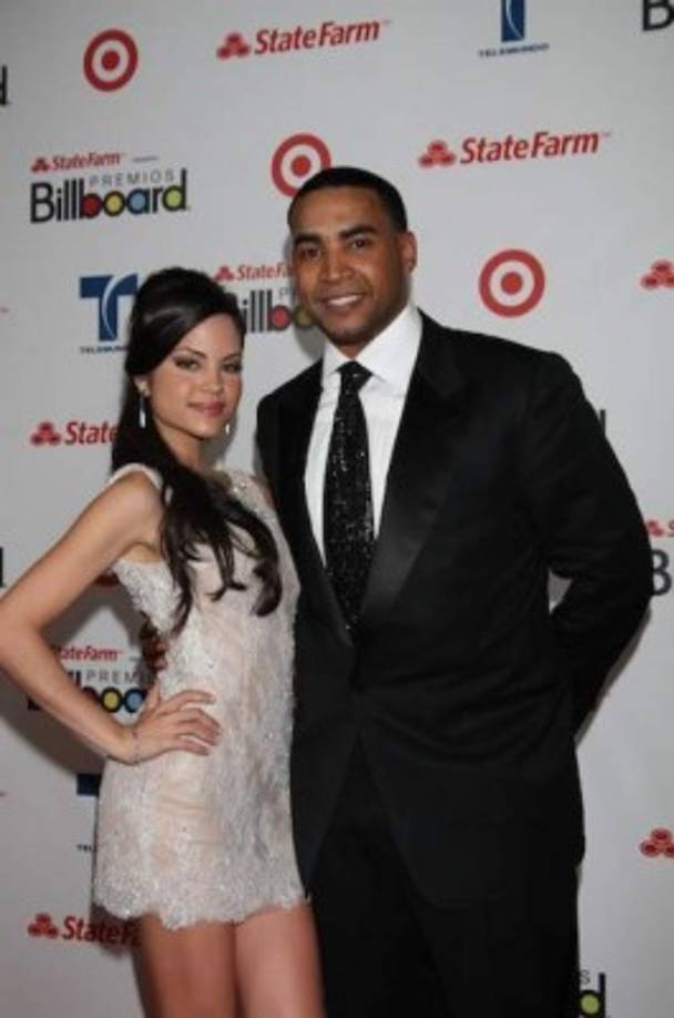 Natti Natasha saltó a la fama después de que Don Omar decidiera ser su padrino para impulsar su carrera.<br/><br/>Natti hizo su debut musical al sacar el tema ‘Dutty Love’ junto a Don Omar y con el cual ganó tres premios Billboard Latino.
