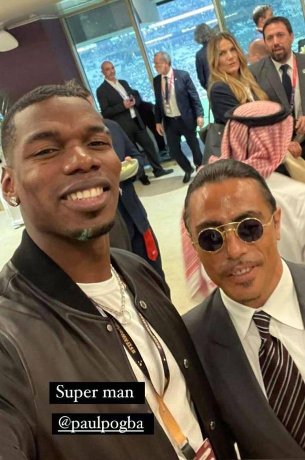 Paul Pogba se sacó una selfie con Salt Bae.