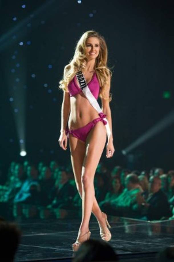 Boracay, Philippines - January 14: Miss Universe Chile, Catalina Paz Cáceres, Miss Universe Honduras, Sirey Moran visit Boracay in the Philippines on 14, January 2017. The Miss Universe contestants are touring, filming, rehearsing and preparing to compete for the Miss Universe crown in the Philippines. Tune in to the FOX telecast at 7:00 PM ET live/PT tape-delayed on Sunday, January 29, live from the Philippines to see who will become Miss Universe. (Photo by Benjamin Askinas/Miss Universe Organization via WME IMG Collection)