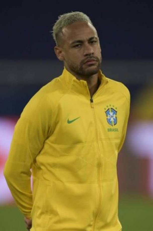 'Yo soy Brasil y ¿quién es brasileño y lo hace diferente? Ok, respetaré... Nota: solo para los que están en contra”, indicó en redes sociales Neymar.
