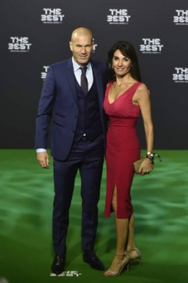 Zinedine está nominado a mejor entrenador del mundo.