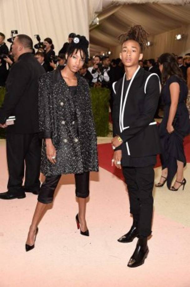 Willow Smith de Chanel y Jaden Smith de Louis Vuitton.