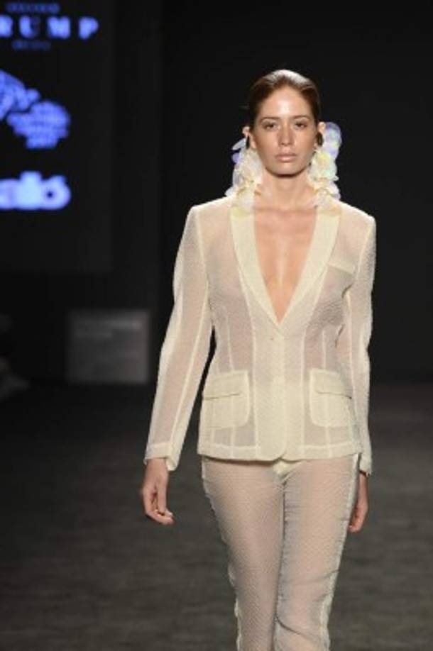 Pasarela de Atelier Crump.