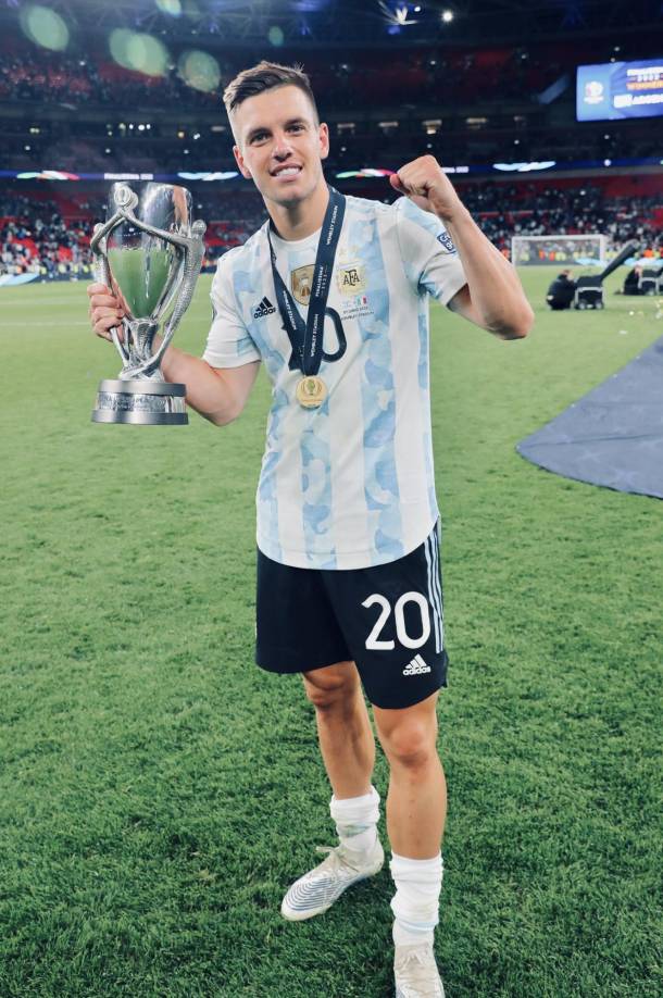 El Villarreal sigue en conversaciones con el Tottenham ya que desean seguir contando en sus filas con el centrocampista argentino Giovani Lo Celso. 