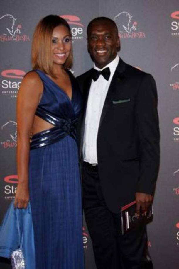 Antes de conocer a Seedorf, Luviana se mantenía con su trabajo como bailarina de samba, lo que le dejó una despampanante figura.