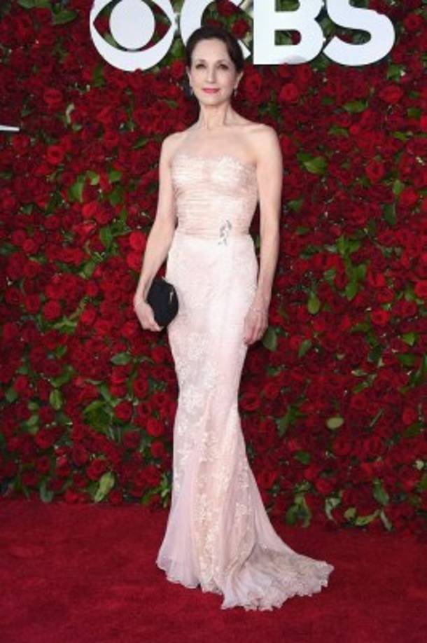 Bebe Neuwirth en los premios Tony 2016.
