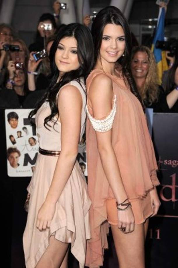 Kendall y su hermana Kylie son dueñas de su línea de ropa The Kendall and Kylie Collection en colaboración con PacSun.