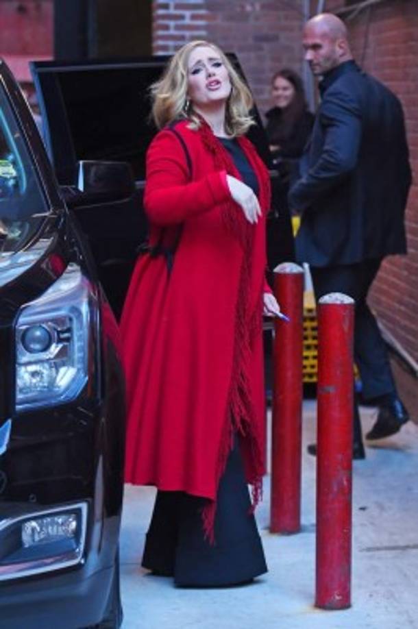 Seguro Peter Van der Veen se divierte mucho con la estrella inglesa.