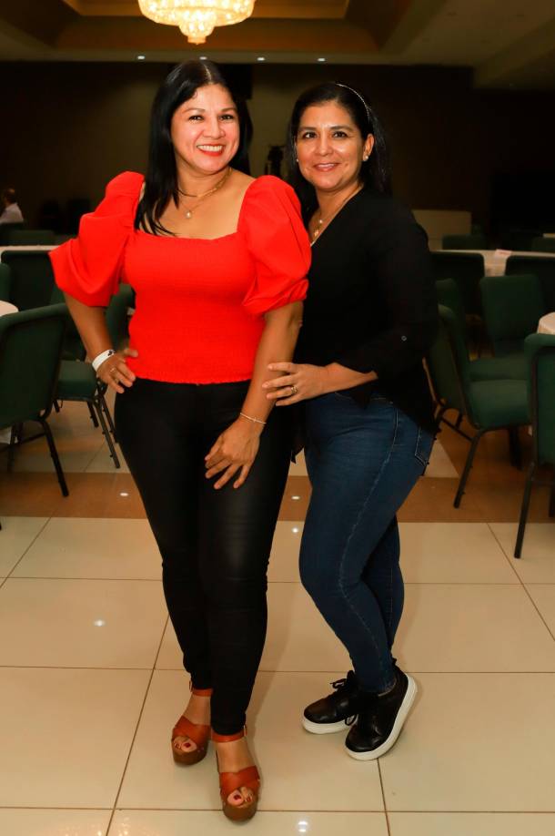 Marisol Calona y Larissa Calona
