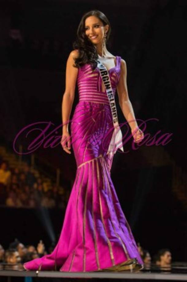 Carolyn Carter de Islas de Virginia.