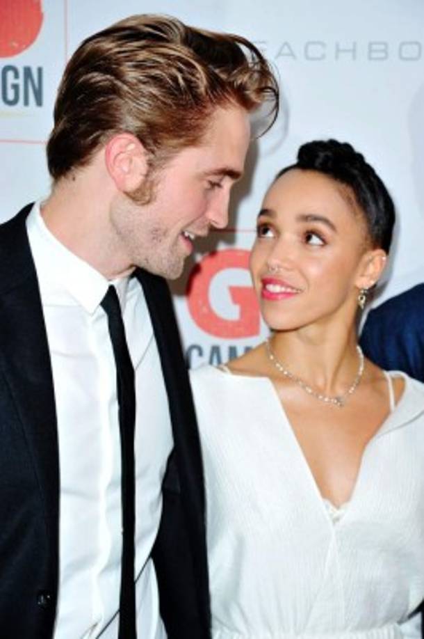 Después de la fallida relación, Robert Pattinson se volvió a enamorar de la cantante FKA Twigs.