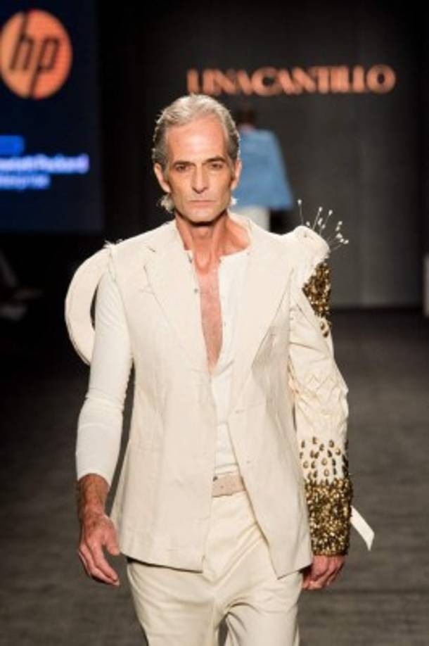 Los aires medievales, la inspiración española en pantalones de toreros, distintos de gladiadores así como la calidez del trópico en estampados y una sastrería de vanguardia hizo de esta colección, todo un espectáculo. <br/>