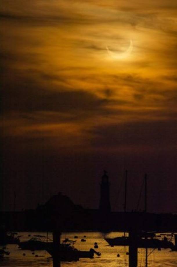 Por sobre de Qaanaq en Groenlandia, el pueblo más septentrional del planeta, la ocultación del disco alcanzó a cerca del 90%.