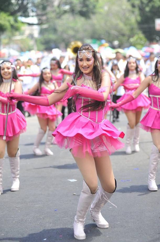Palillonas del Instituto Moderno de Tegucigalpa. 