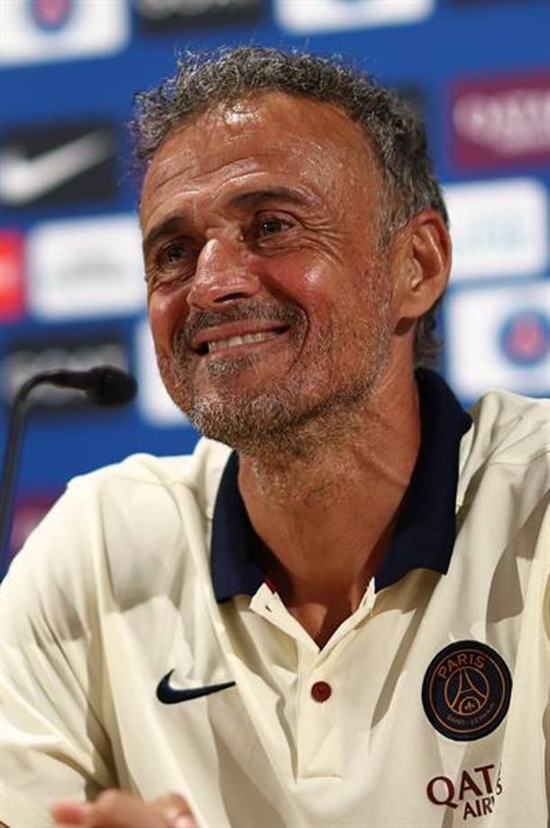 Luis Enrique sobre su nuevo fichaje: “Dembélé a día de hoy no es jugador del PSG, todavía hay algún fleco... no sé exactamente en qué apartado”. 