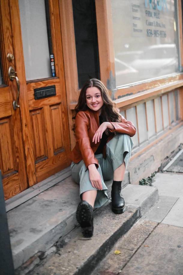 Iba hacia el sur por la carretera interestatal 75 cerca de la frontera con Ohio poco después de la medianoche.