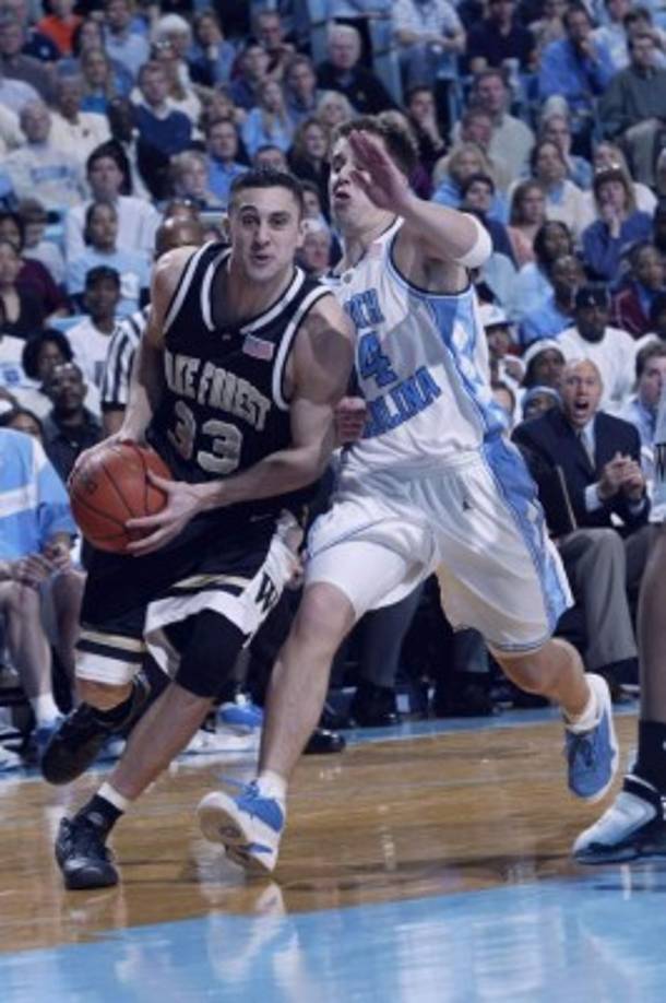 Steve, de 38 años, ahora es entrenador de baloncesto y vive con su esposa, Carrie, y su hija en Lexington, Virginia.<br/><br/>Anteriormente se negó a hablar sobre Meghan, y su esposa Carrie le dijo a la revista Weekend: 'No sé por qué, pero él no lo hará'.