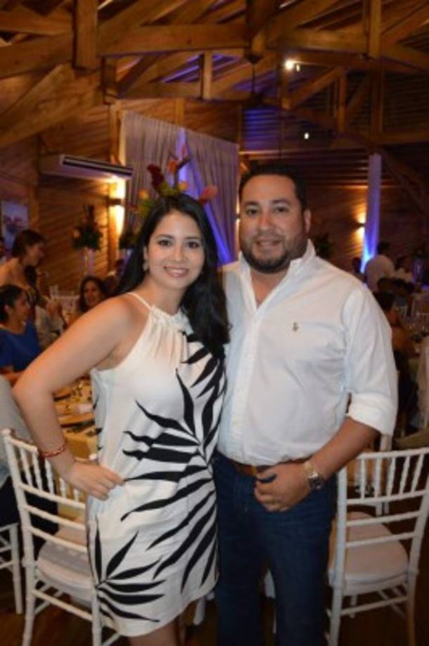 Laura y Hernán Irías.