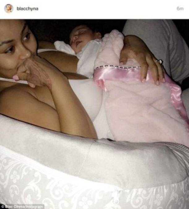 Rob Kardashian, de 29 años, y Chyna, de 28, compartieron la noticia de su embarazo en mayo de este año, poco tiempo después de que él le propusiera matrimonio.