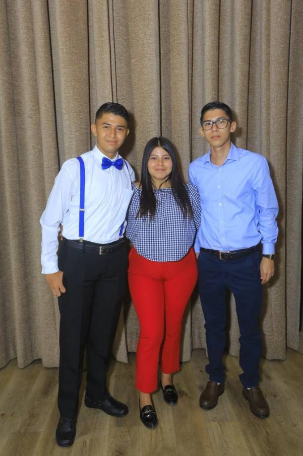 Jonathan, Kensy y David Pineda