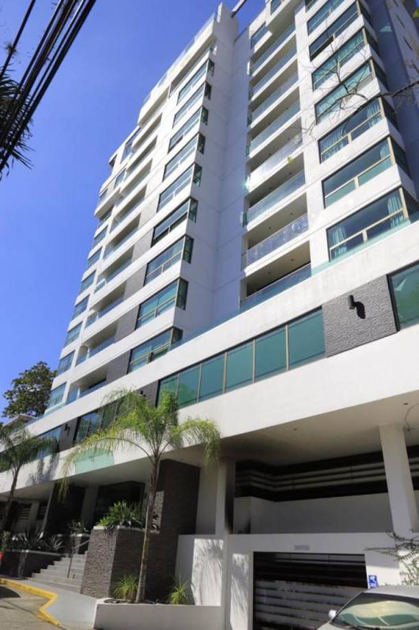 Condominios Terravista El Merendón. Se encuentra entre la 10 y 11 calle, 29 avenida de la colonia Figueroa. Es un edificio de 14 niveles. Cuenta con area social, piscina, gimnasio, entre otras amenidades.