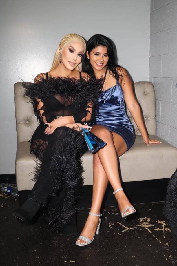 En el país del norte, Katha Rivera también ha tenido la oportunidad de hacer el “opening” para varios artistas internacionales de la talla de Ivy Queen, Baby Rastra y Gringo, Jay Álvarez y Tony Dize, entre otros. 