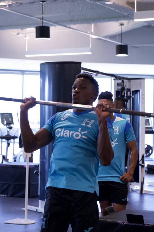 Franklin Flores (23)