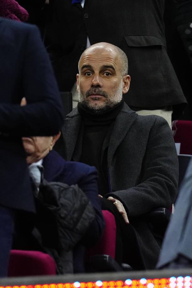 Pep Guardiola sorprendió con su presencia en el Spotify Camp Nou.