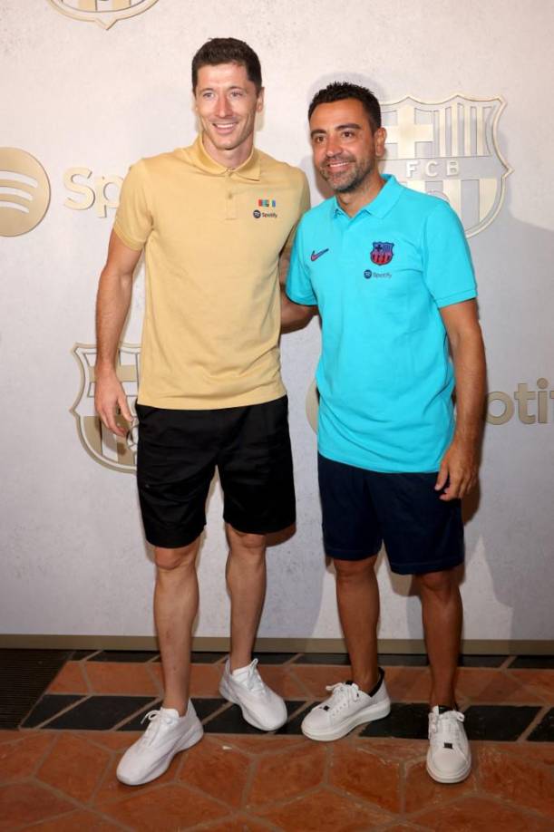 Robert Lewandowski estaría haciendo su debut como jugador del Barcelona. Todo dependerá de lo que decida Xavi Hernández.