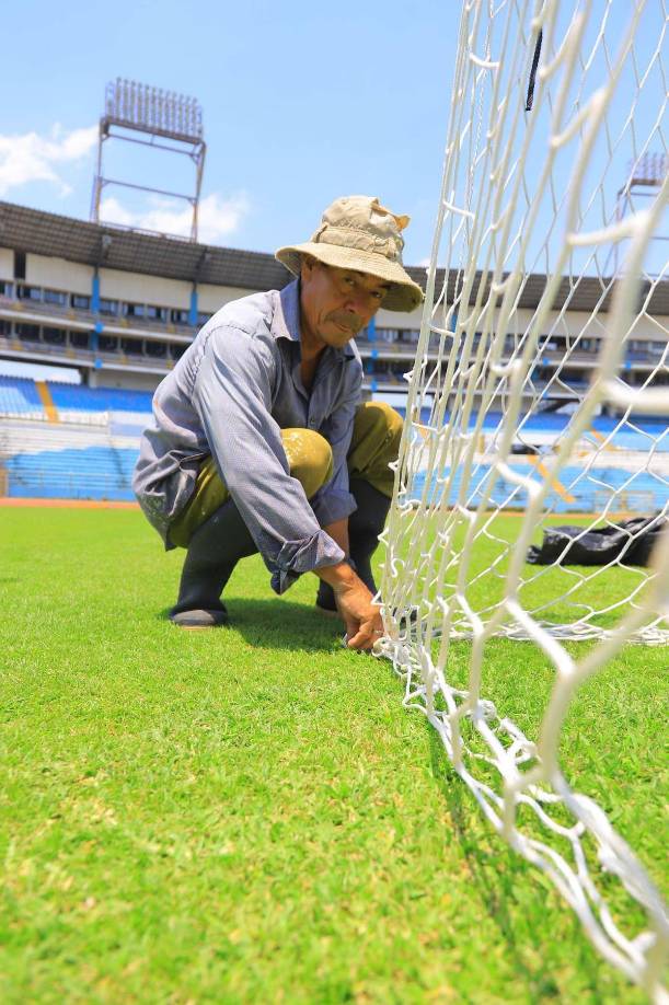 Las mallas de las porterías fueron cambiadas también.