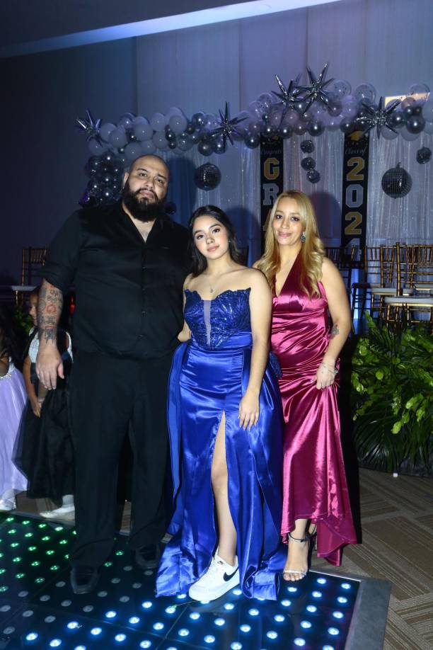 Renán Rivera, Gisselle Rivera y Claudia Meléndez