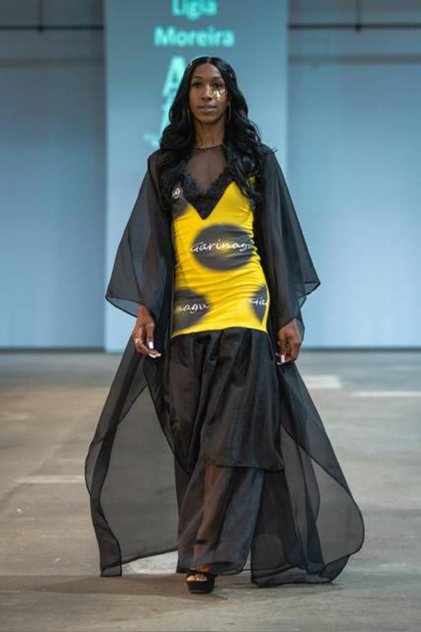 “Como mujer garífuna, emprendiendo en el extranjero, debo decir que es una aventura bastante ardua, con muchos por menores que afrontar. Sin embargo, siento que de eso se trata la vida, más si tiene metas que cumplir, porque lo bueno no siempre llega fácil, hay que luchar hasta que se cumpla”, continuó diciendo. 