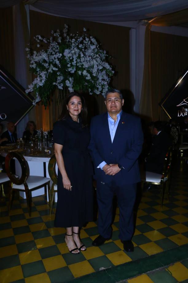 Blanca y Tito Bendeck