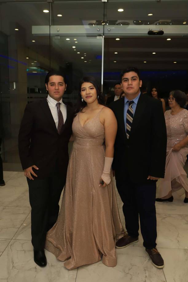 Emilio Cadena, Josly Álvarez y Rubén Enamorado