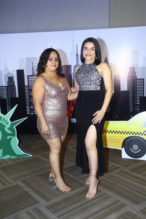 Martha Bardales y Abigail Molina