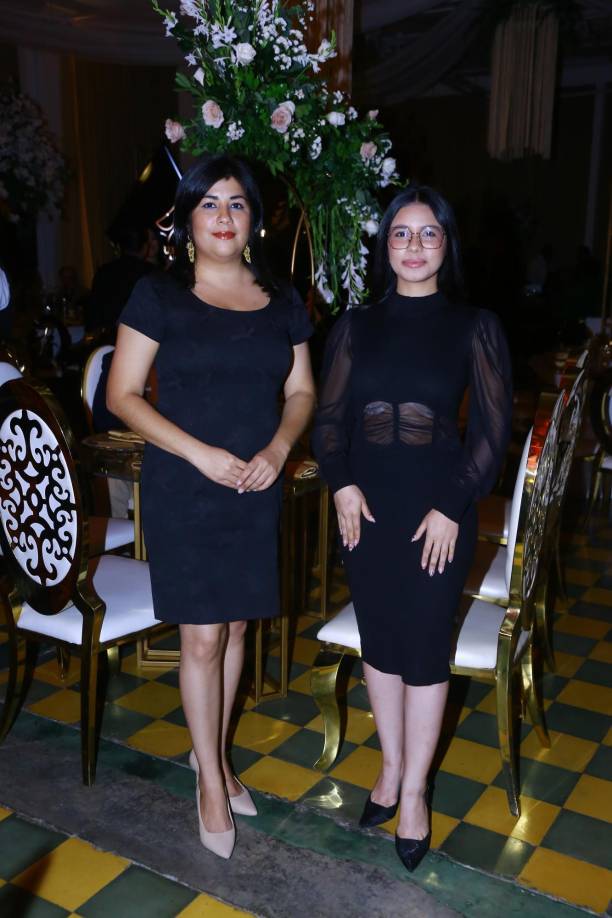 Gladys Ramírez y Andrea Mendieta
