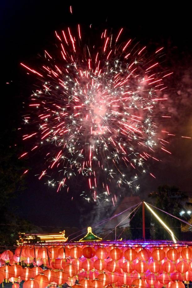 Con el fin de la política cero covid, millones de personas pudieron realizar viajes para reencontrarse con sus seres queridos para esta fiesta por primera vez desde el inicio de la pandemia de covid 19.