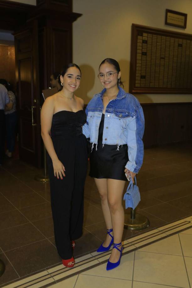 Kristel Elvir y Susan Reyes