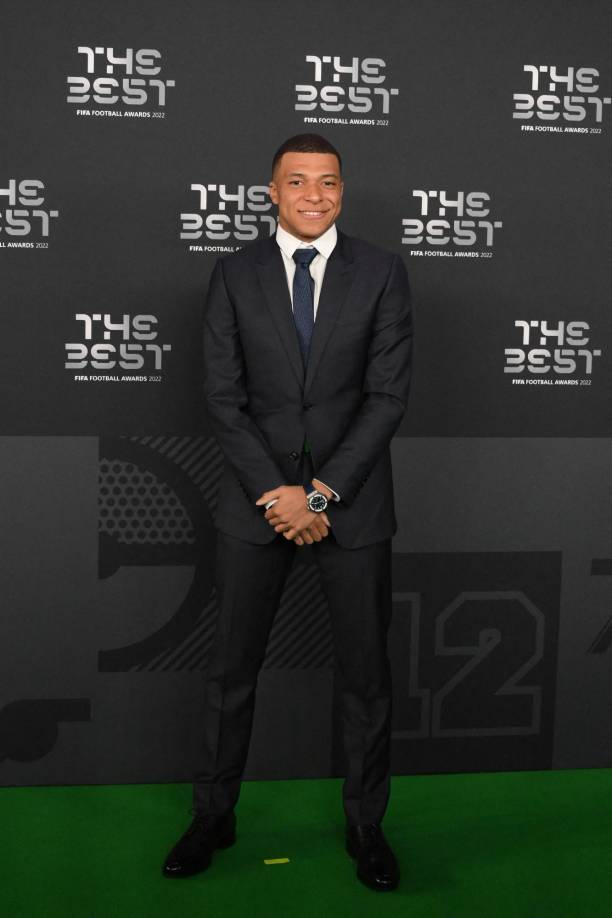 Kylian Mbappé también entra en la lucha por el premio al Mejor Jugador 2022.