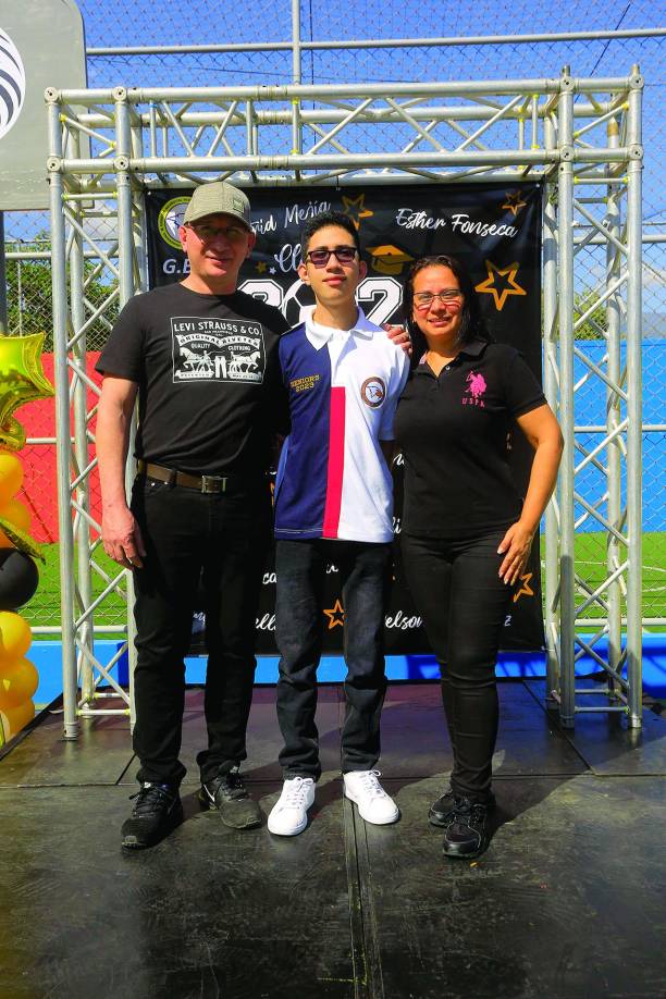 Eddy Tábora, Ardjen Tábora y Erika Zepeda