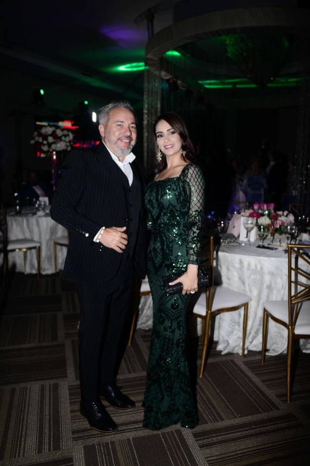 Mario y Jenny Quintanilla